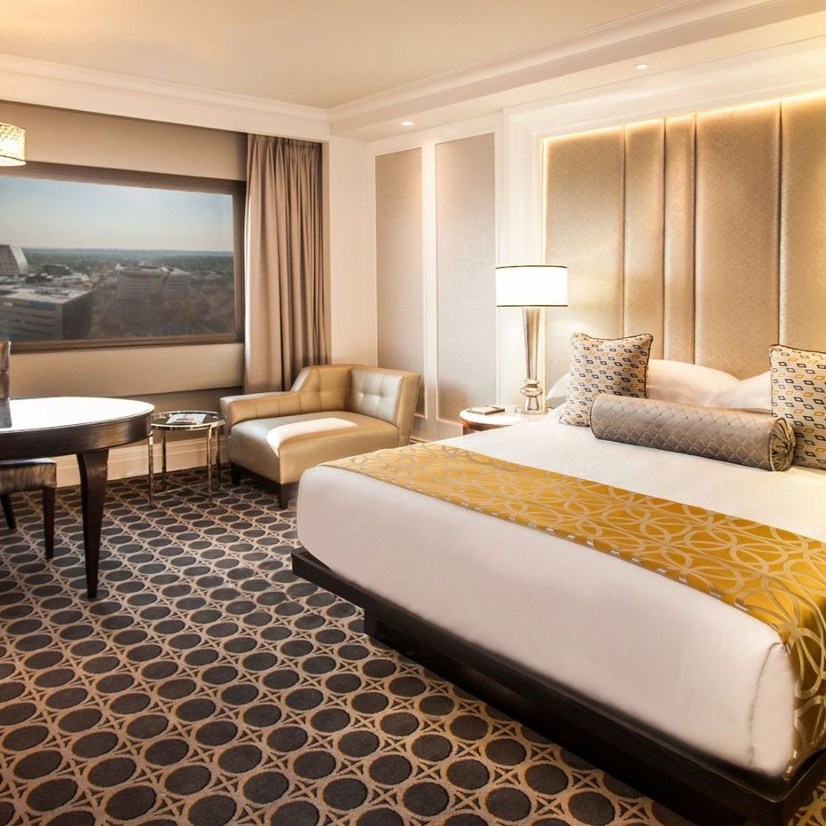 BURNABOY - SANDTON SUN