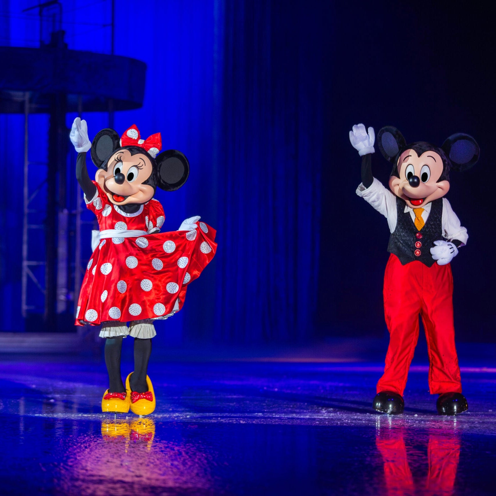 DISNEY ON ICE - PACOTE MICKEY