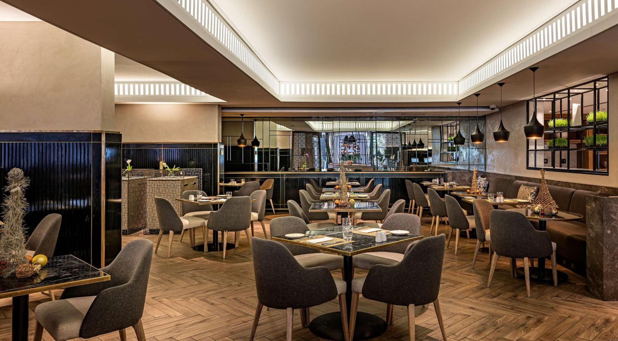 MAXWELL - HYATT REGENCY CAPE TOWN