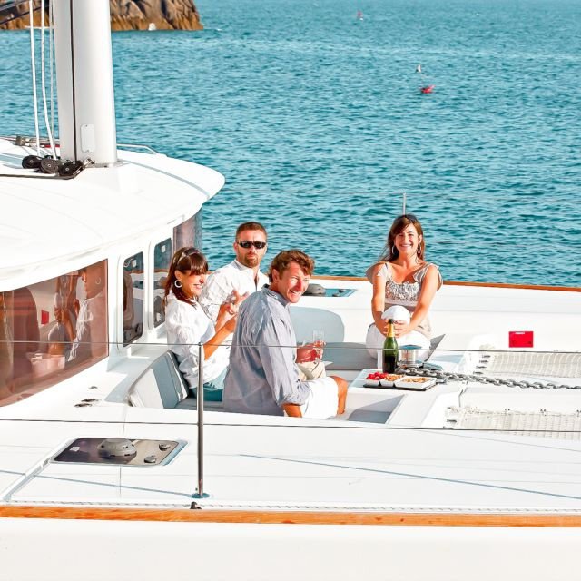 Santorini: Cruzeiro em Catamarã de Luxo em Pequenos Grupos