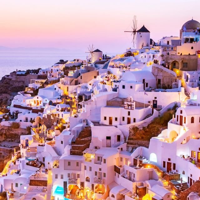 Santorini: Excursão de Ônibus Arqueológico às Escavações de Akrotiri e Praia Vermelha