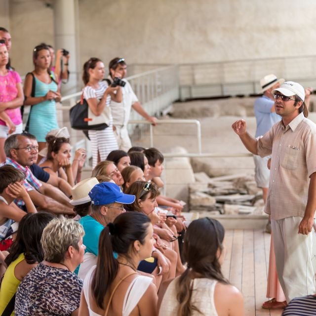 Santorini: Excursão a pé guiada pela cidade pré-histórica de Akrotiri