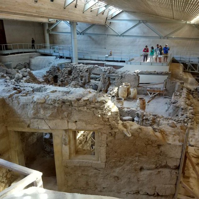 Santorini: Excursão a pé guiada pela cidade pré-histórica de Akrotiri