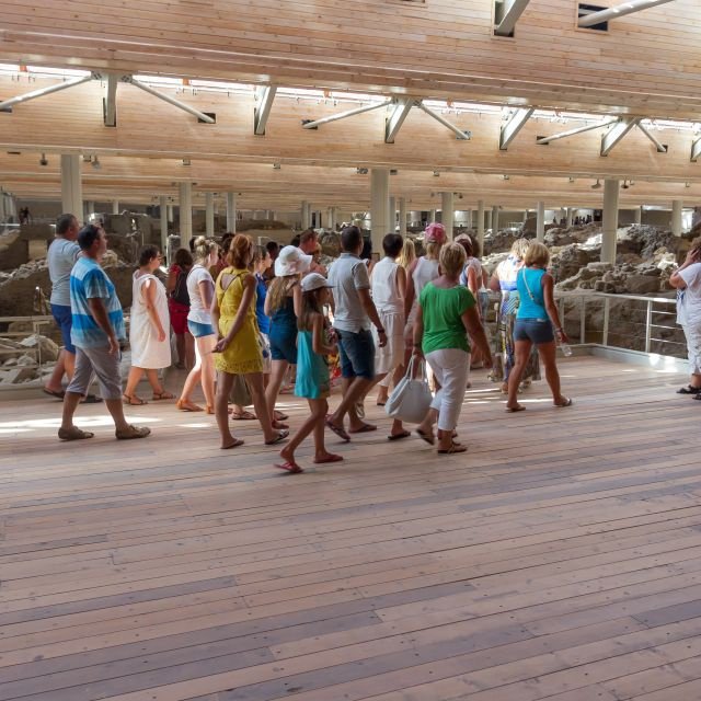 Santorini: Excursão a pé guiada pela cidade pré-histórica de Akrotiri