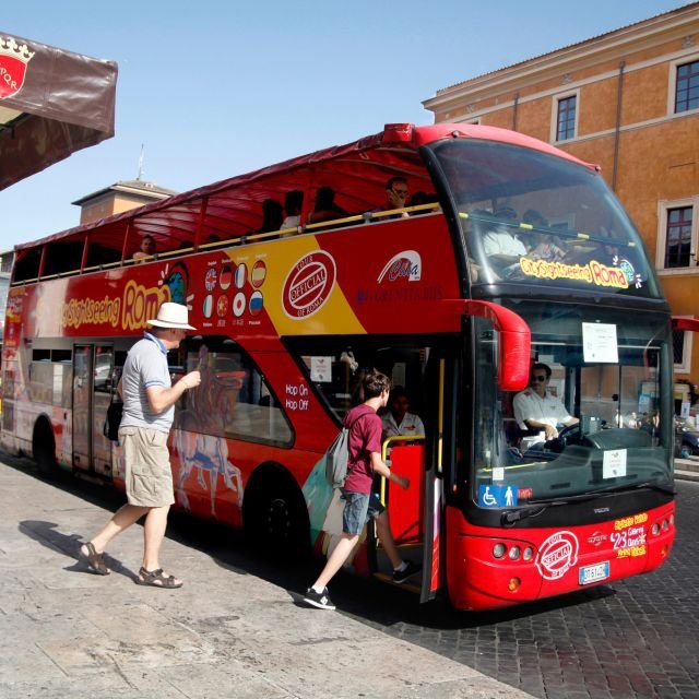 Roma: Bilhete de Ônibus Hop-On Hop-Off com Guia de Áudio
