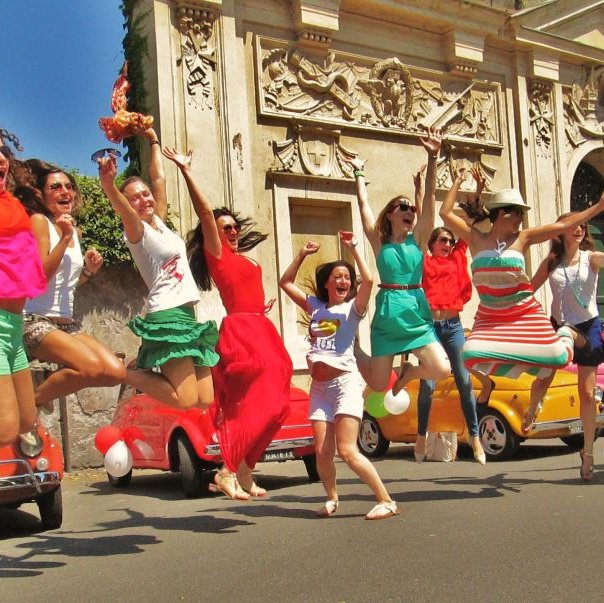 Roma: Excursão de 90 minutos em comboio em vintage Fiat 500