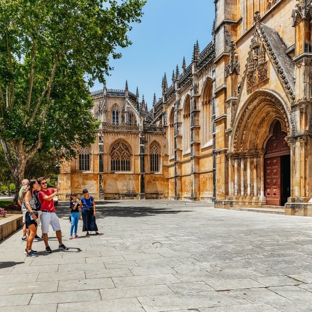 Lisboa: Excursão em Grupo Fátima, Óbidos, Batalha, Nazaré