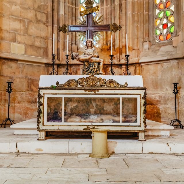 Lisboa: Excursão em Grupo Fátima, Óbidos, Batalha, Nazaré