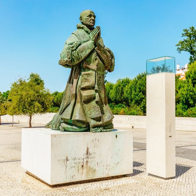 Lisboa: Excursão em Grupo Fátima, Óbidos, Batalha, Nazaré