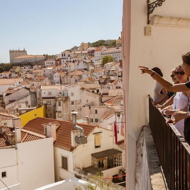 Lisboa: Passeio no Elétrico 28 e Excursão a Pé