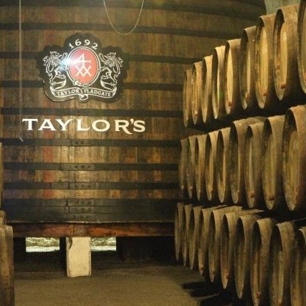 Lisboa: City Tour do Porto e Degustação de Vinhos