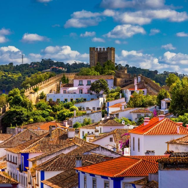 De Lisboa: Viagem de um dia ao Porto, Óbidos e Nazaré