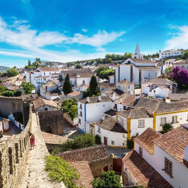 De Lisboa: Viagem de um dia ao Porto, Óbidos e Nazaré
