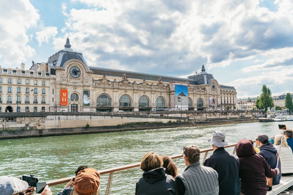 Paris: Passeio de 1 Hora no Rio Sena