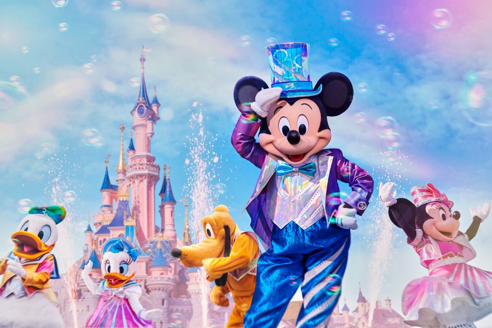 AVENTURA A DISNEYLANDIA - PARIS