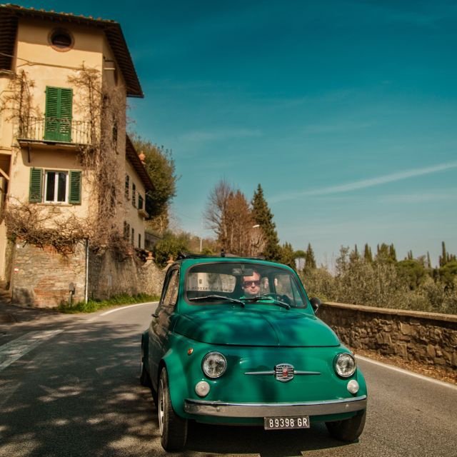 Florença: Degustação de Vinhos c/ Almoço e Fiat 500 Retrô