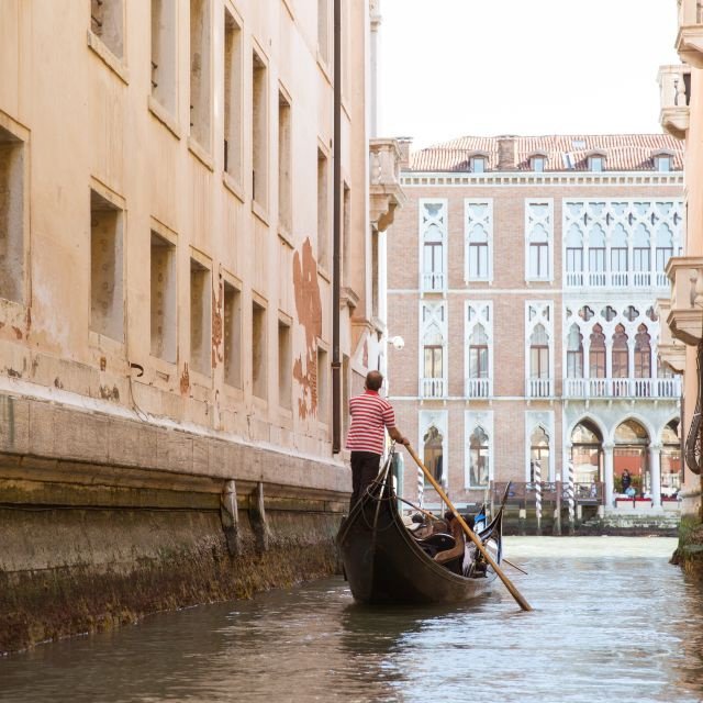 Grande Canal de Veneza: Passeio de Gôndola c/ Guia