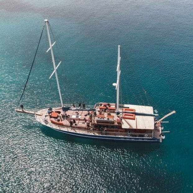 Atenas: Riveria Cruise ao pôr do sol com bebidas ilimitadas