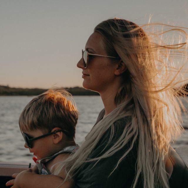 Atenas: Riveria Cruise ao pôr do sol com bebidas ilimitadas