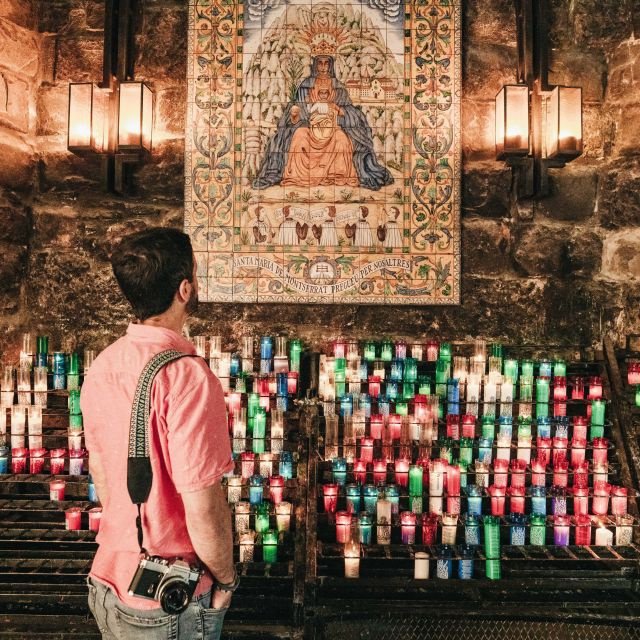 Barcelona: Excursão a Montserrat, Mosteiro e Vinho/Almoço Opcional