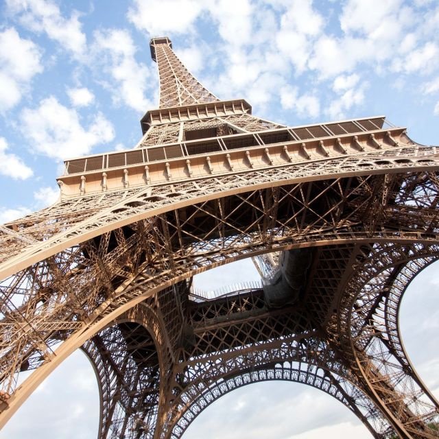 AVENTURA A DISNEYLANDIA - PARIS