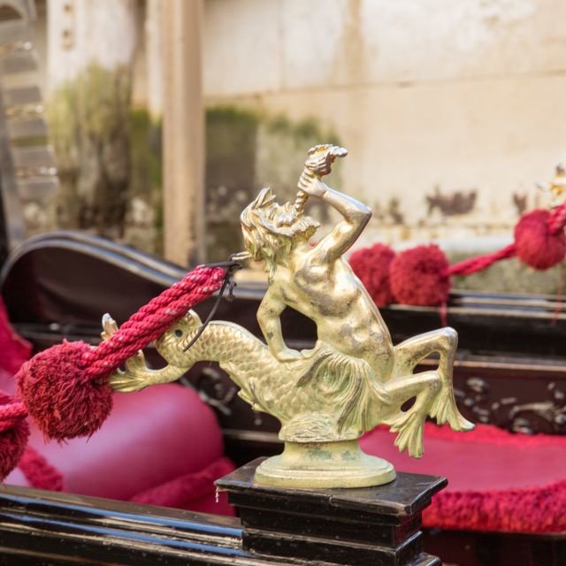 Grande Canal de Veneza: Passeio de Gôndola c/ Guia