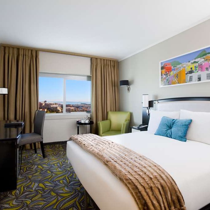FERIAS DE JANEIRO - SOUTHERN SUN WATERFRONT 2026