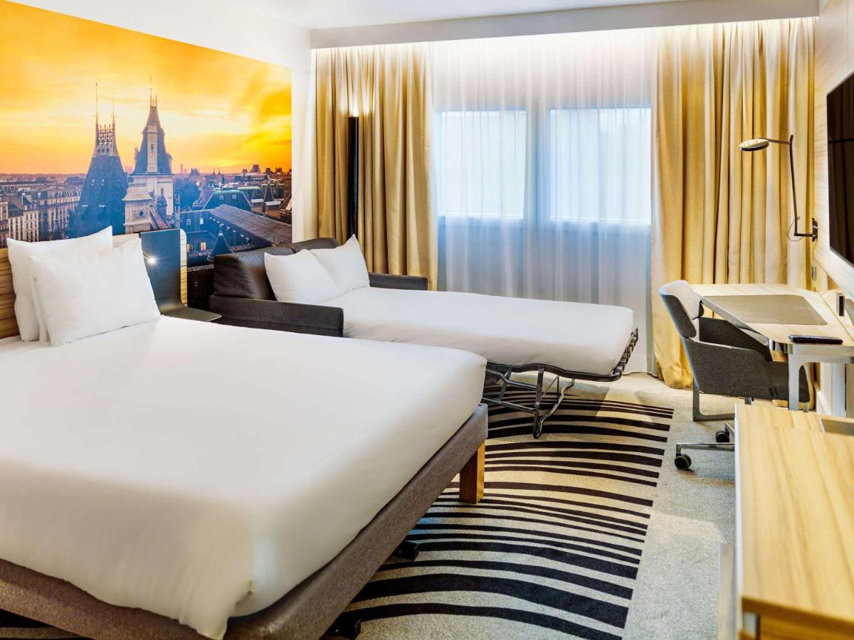 AVENTURA A DISNEYLANDIA - PARIS