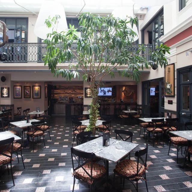 Hard Rock Cafe Athens com menu fixo para almoço ou jantar