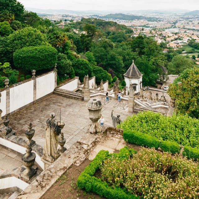 Do Porto: Viagem de dia inteiro a Braga e Guimarães