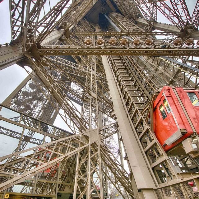 PARIS Á 2