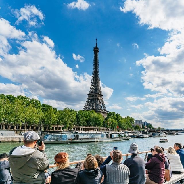 PRIMEIRA VEZ EM PARIS