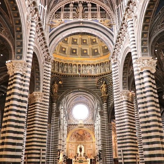Florença: Siena, San Gimignano e Chianti c/ Degustação Vinhos e Almoço