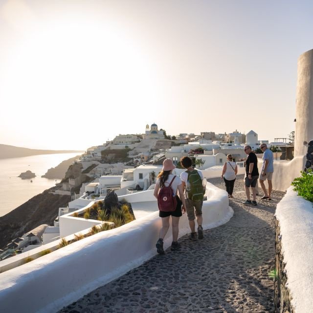 Santorini: Cruzeiro Ilhas Vulcânicas e Visita Fontes Termais