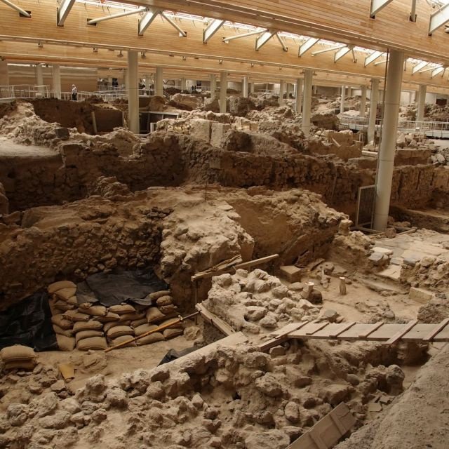 Santorini: ingresso para a cidade pré-histórica de Akrotiri com guia de áudio