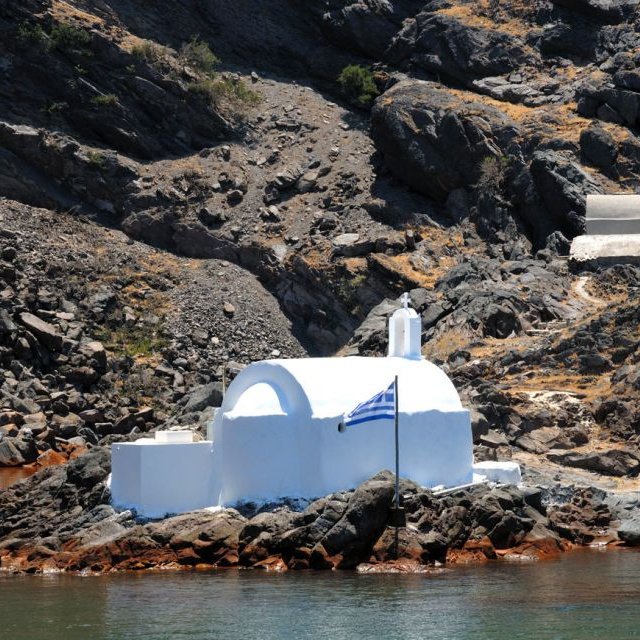 Santorini: Cruzeiro Guiado Ilhas Thirassia e Vulcão
