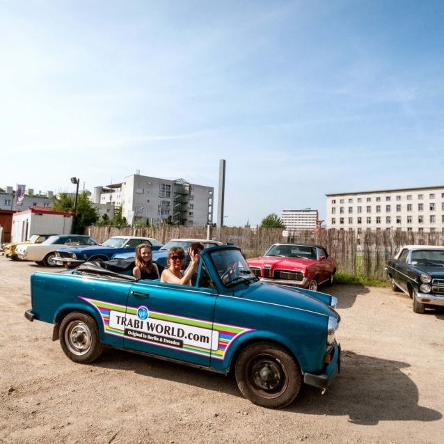 Berlim: Passeio de Trabant por 75 Minutos