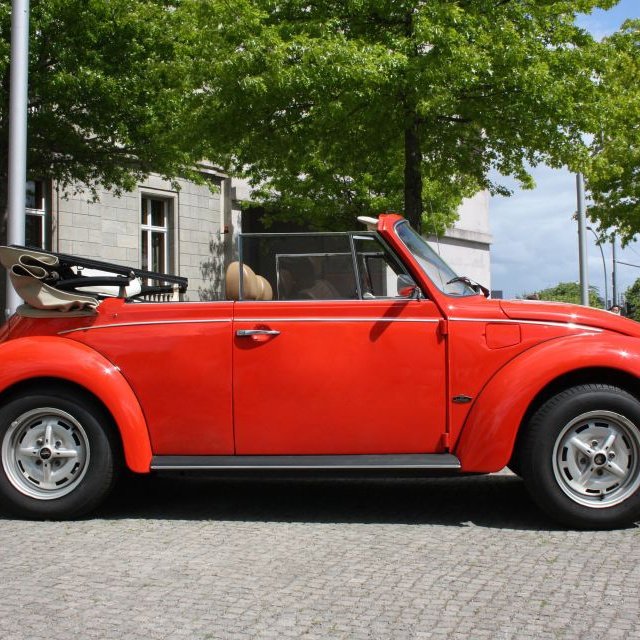 Berlim: Discovery Tour de 4 horas em VW Beetle conversível