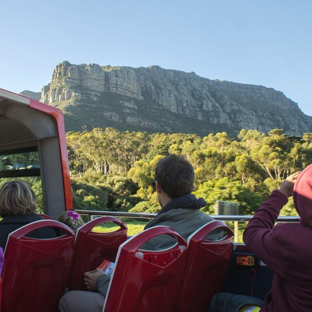 RED BUS