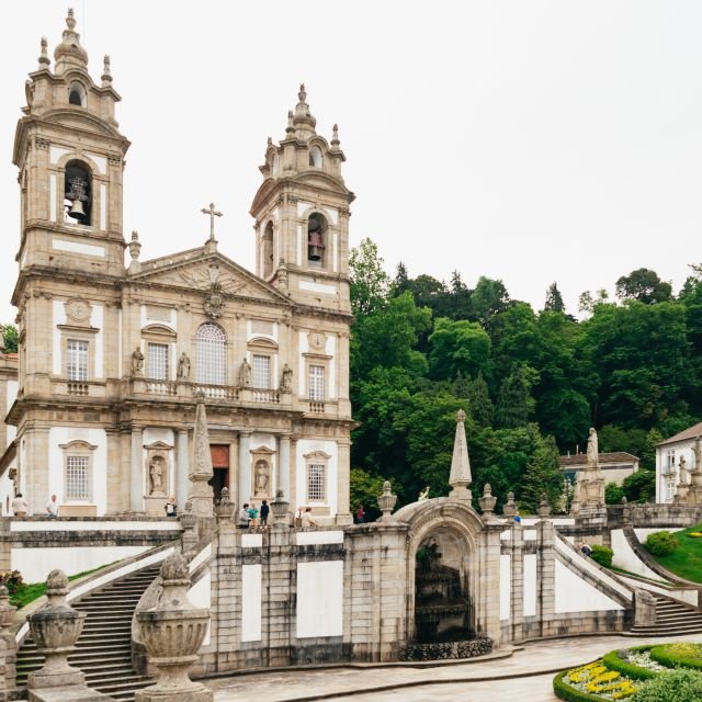 Do Porto: Viagem de dia inteiro a Braga e Guimarães